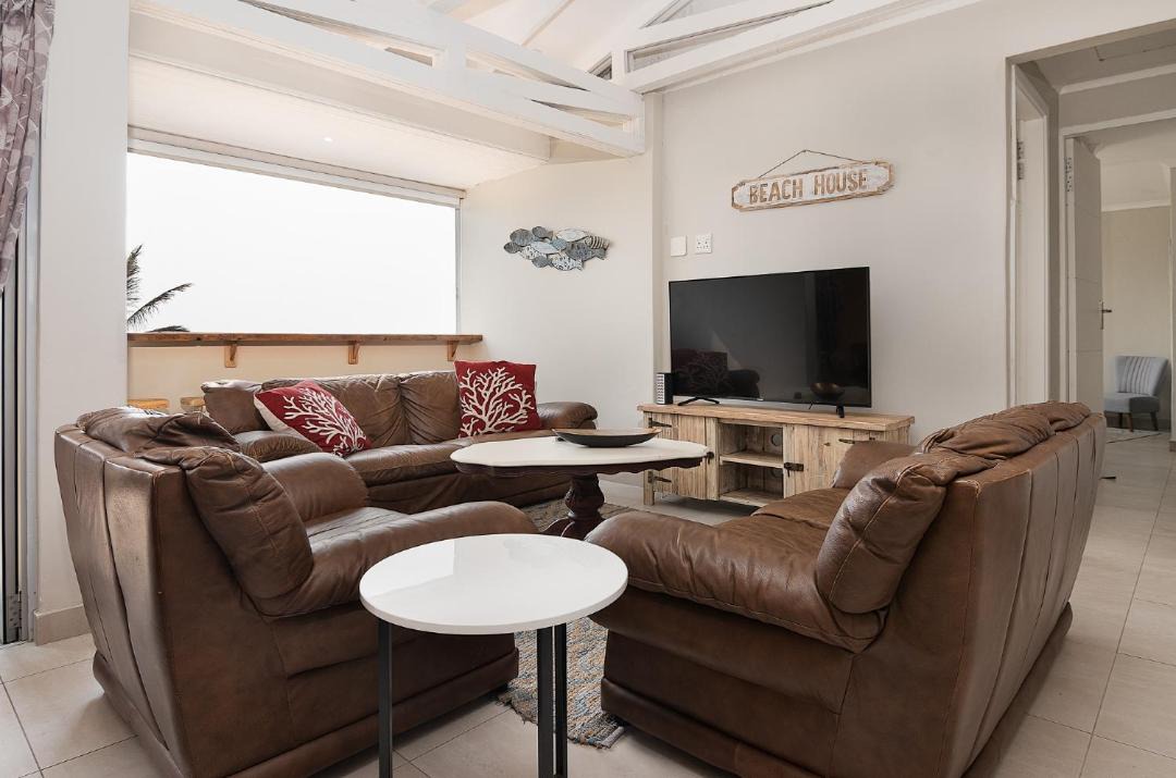 Photo of Livingroom in Shaka's Rock