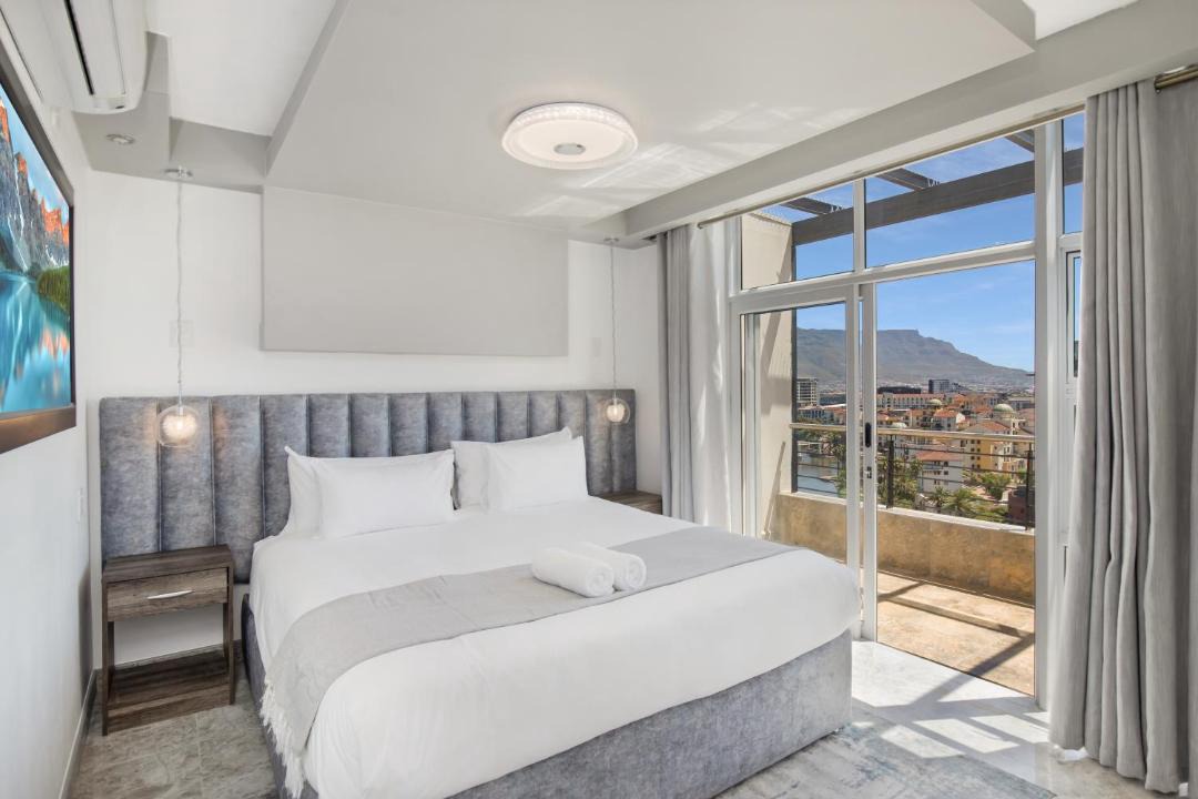 Photo of Bedroom in Century City