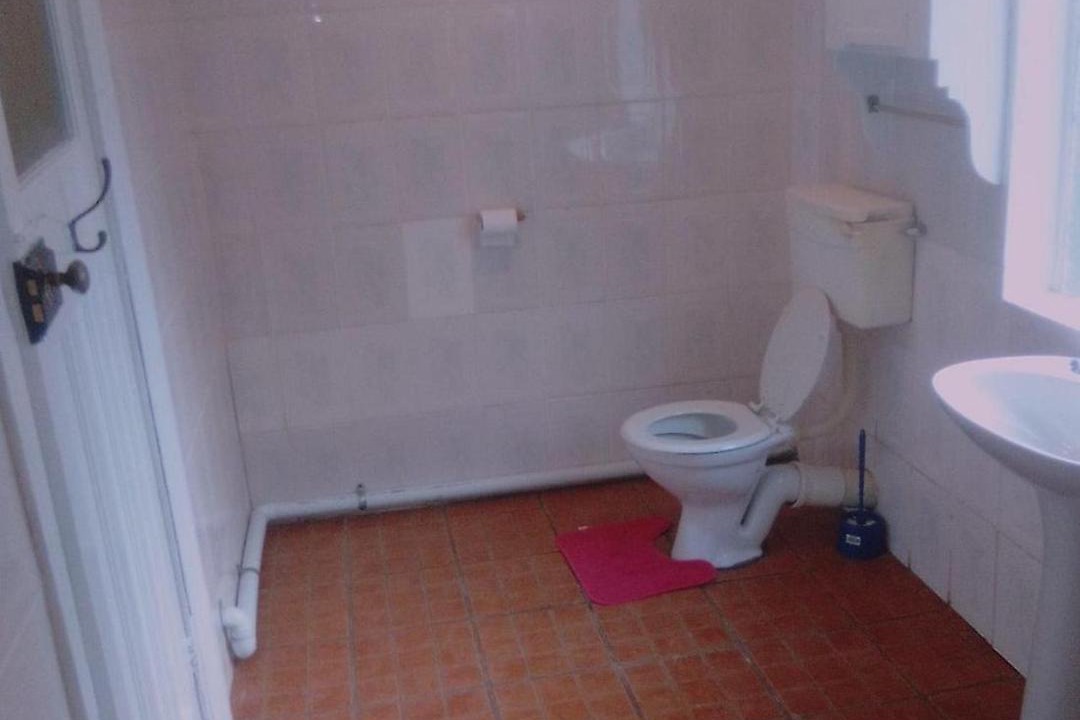 Photo of Bathroom in Edenburg