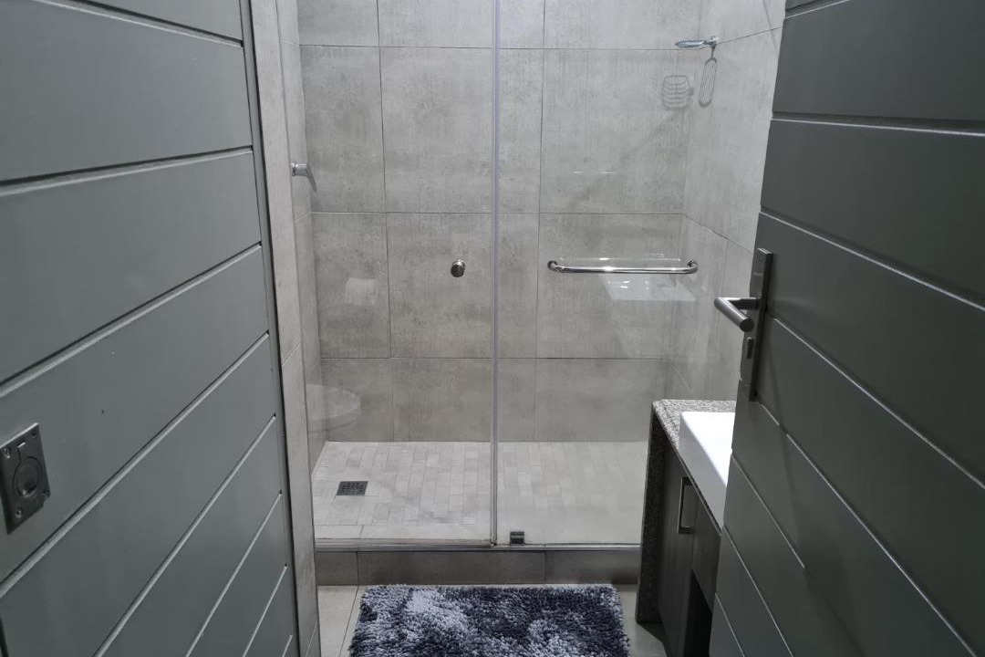 Photo of Bathroom in Sunnyside