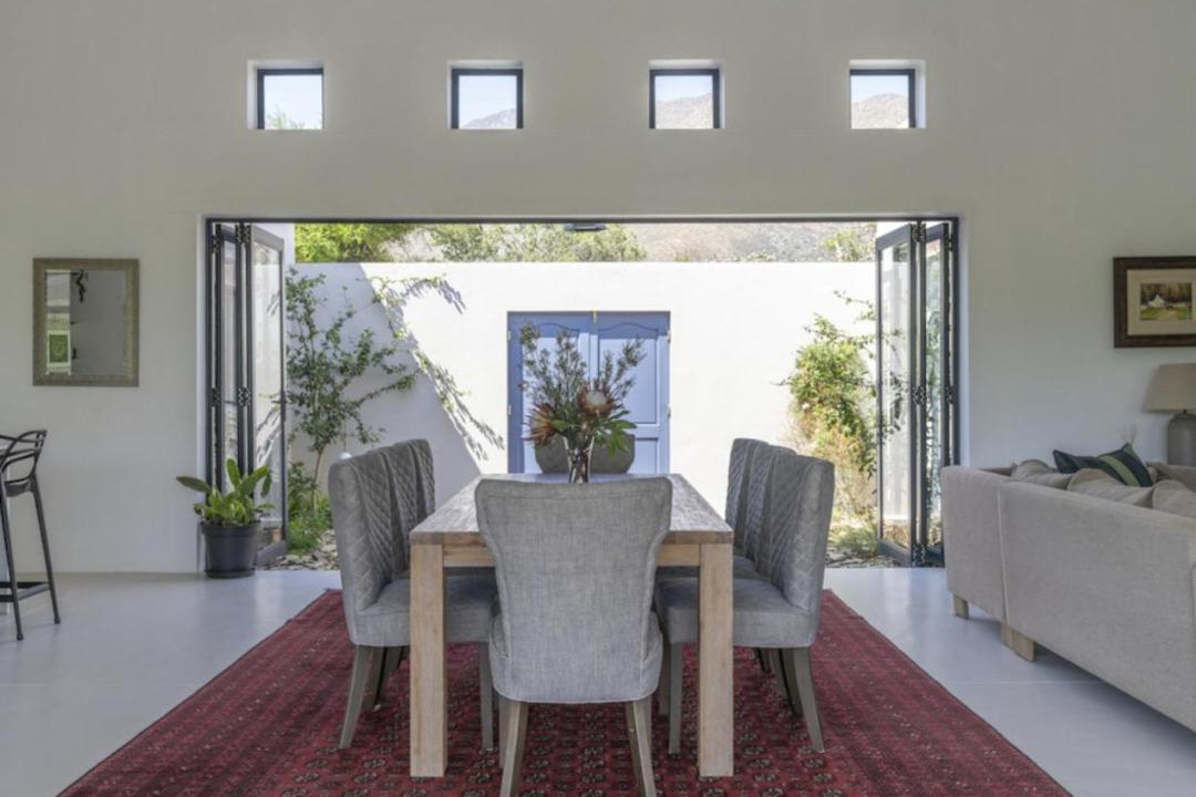 Photo of Livingroom in Montagu