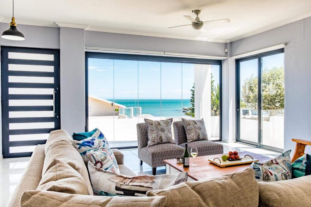 Photo of Livingroom in Britannia Bay