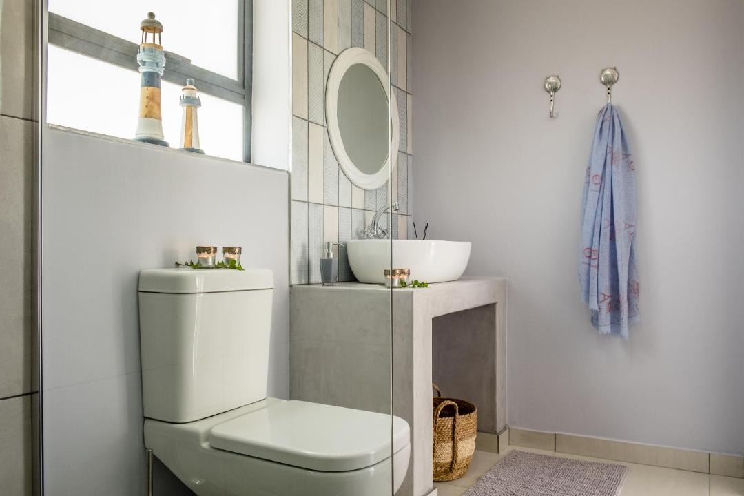 Photo of Bathroom in Britannia Bay