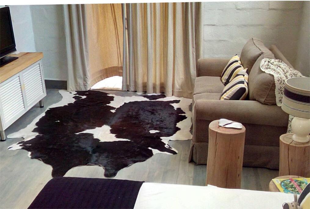 Photo of Livingroom in Buffalo Hills Game Reserve