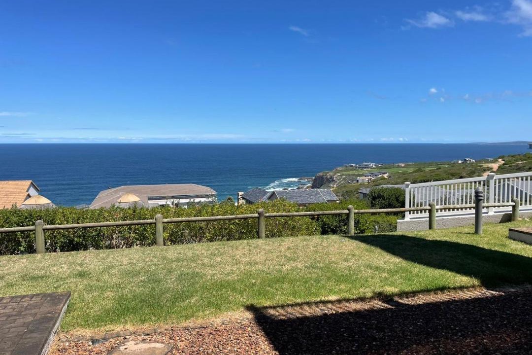 Photo of Others in Pinnacle Point