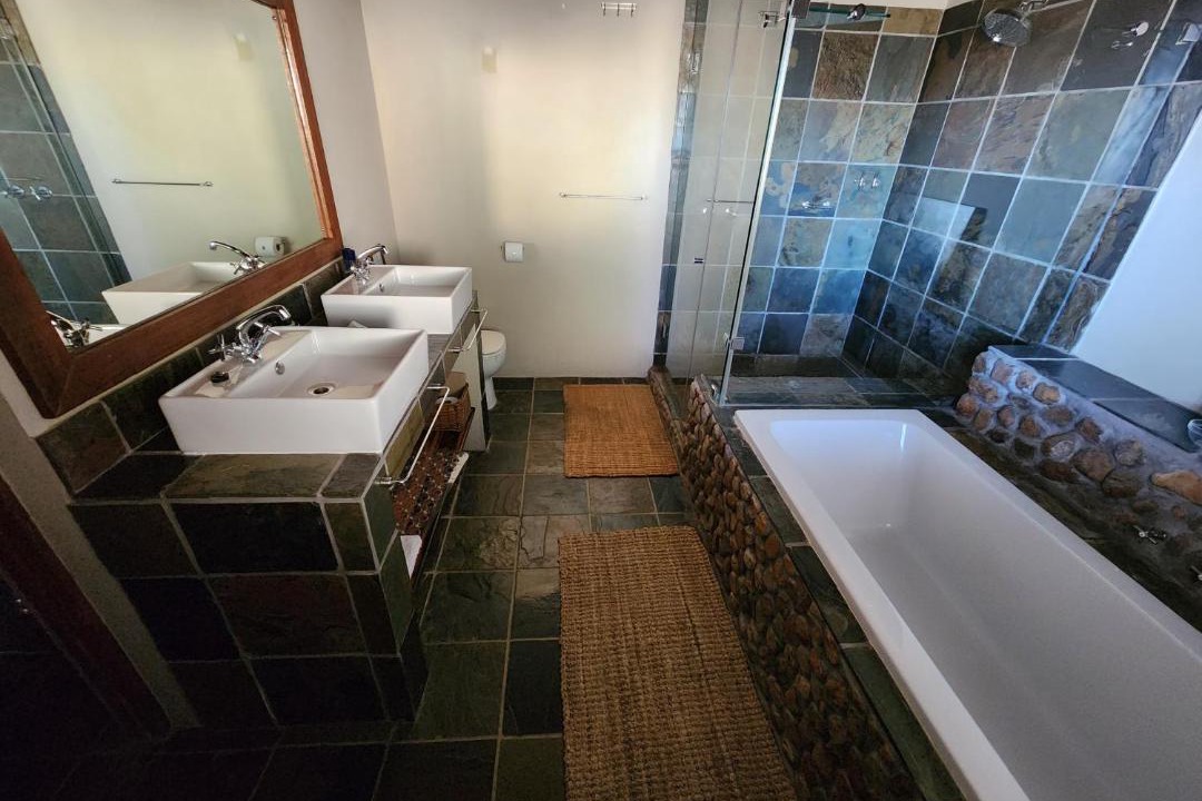 Photo of Bathroom in De Rust