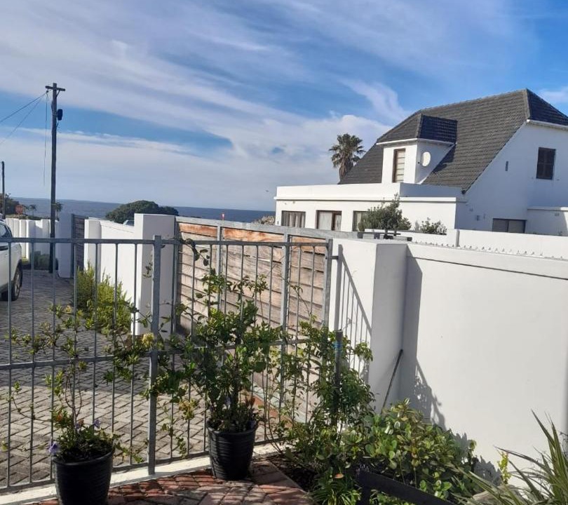 Photo of Buildings in Westcliff