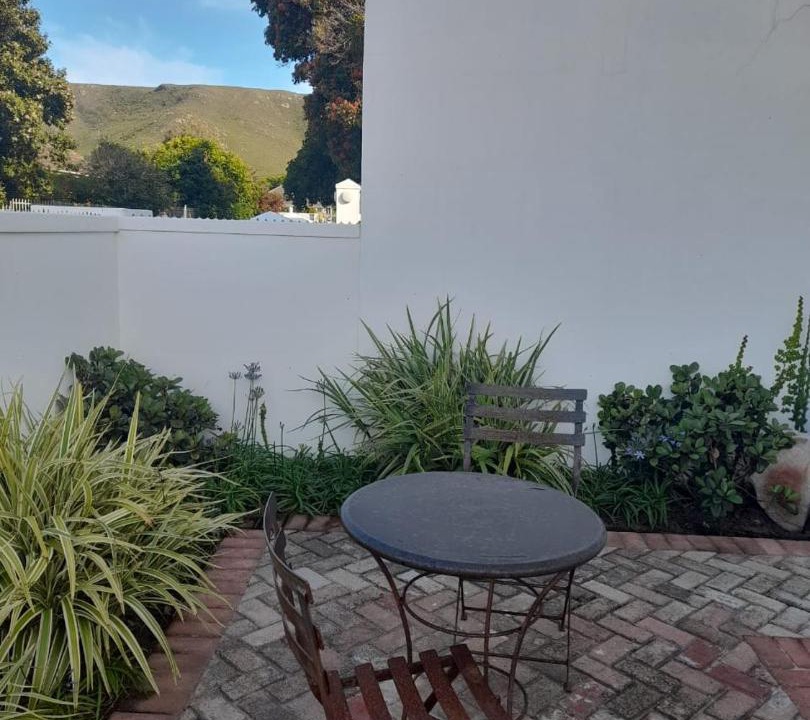 Photo of Patio Balcony in Westcliff