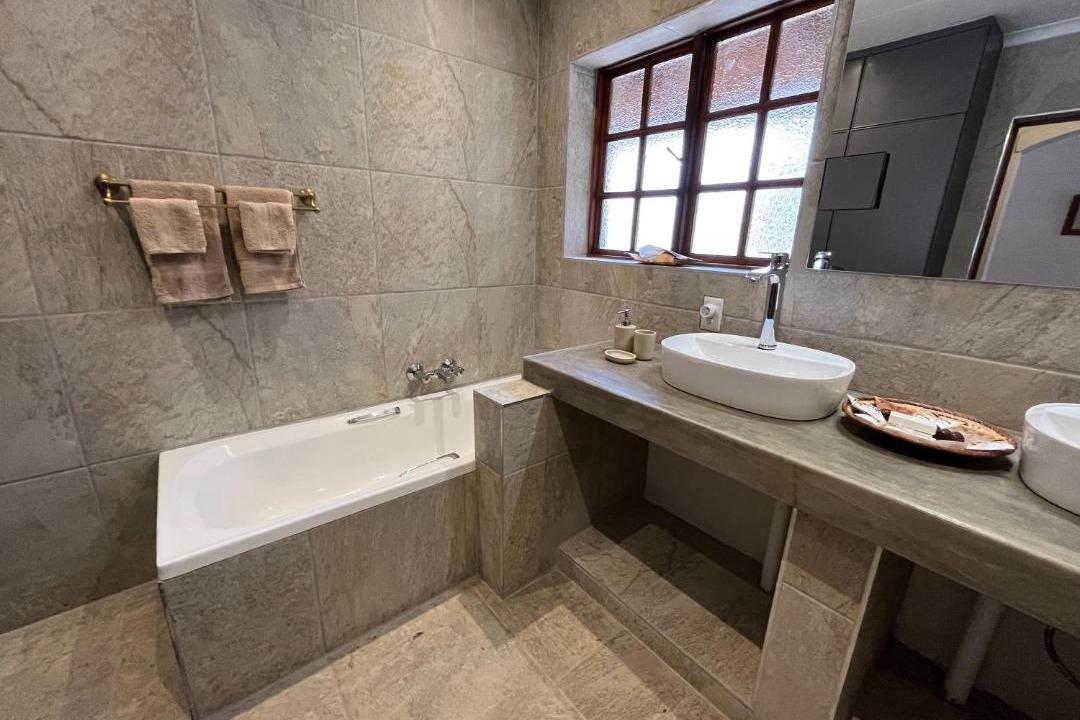 Photo of Bathroom in Maruleng