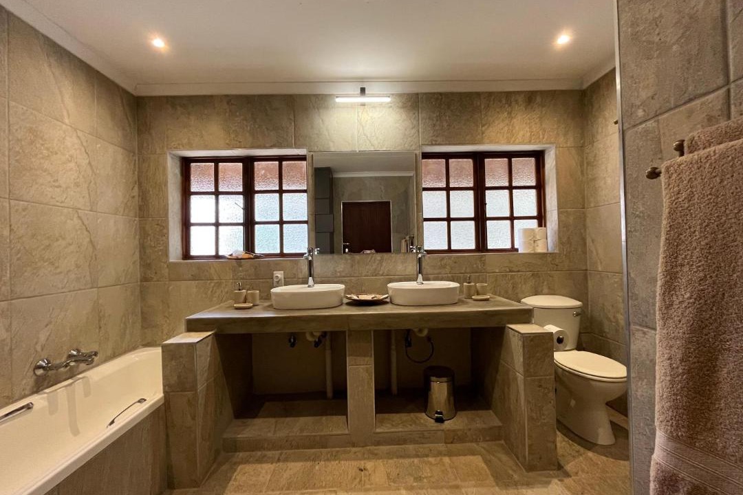 Photo of Bathroom in Maruleng