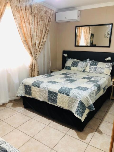 Photo of Bedroom in Bluff