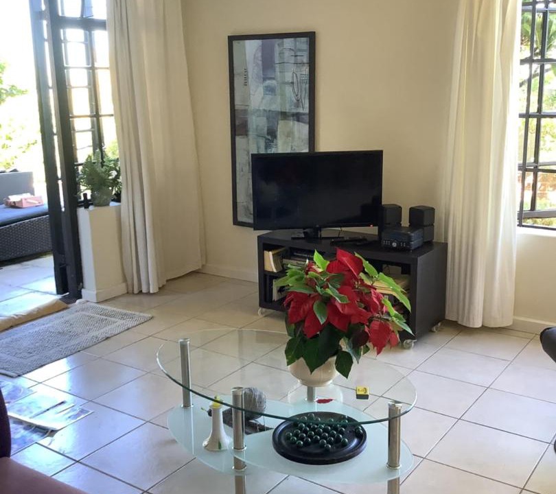 Photo of Livingroom in Mountainside