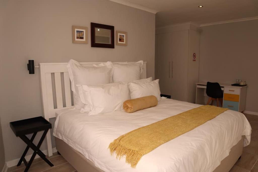 Photo of Bedroom in Berea