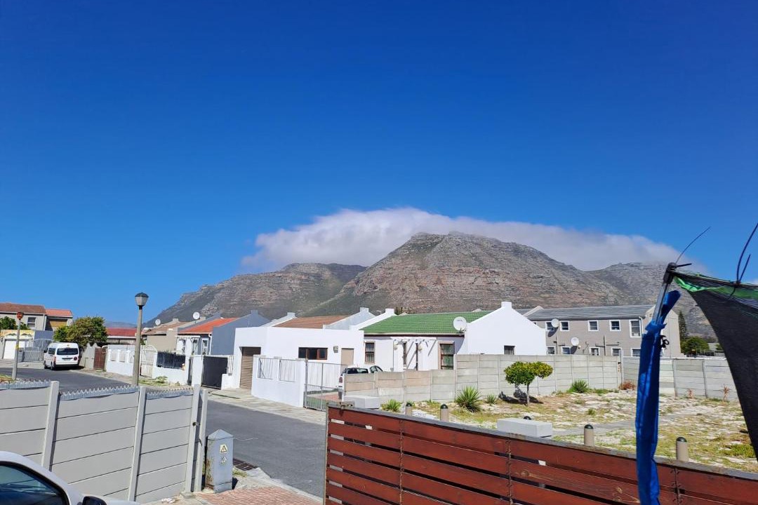 Photo of Buildings in Marina da Gama