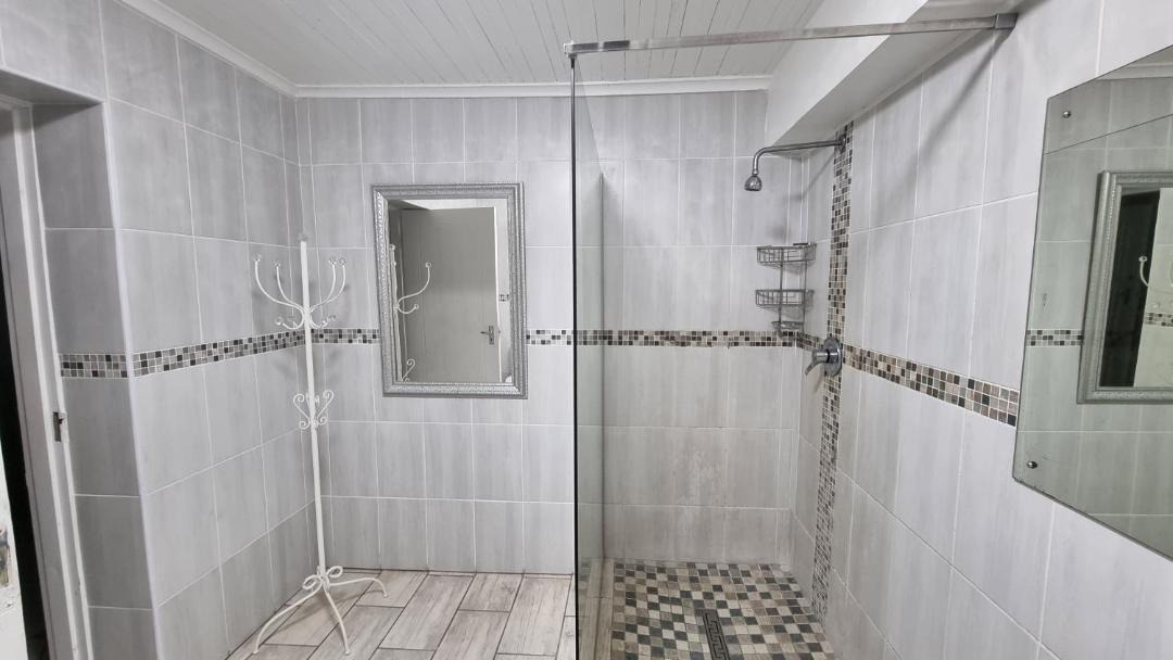 Photo of Bathroom in Bluewater Bay