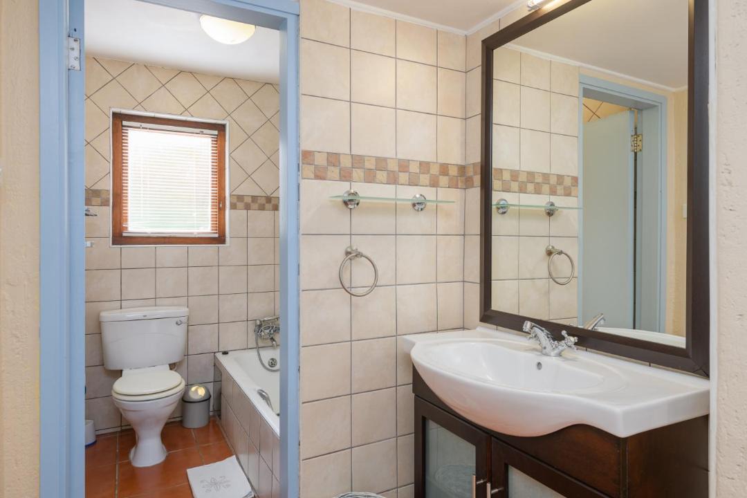 Photo of Bathroom in San Lameer