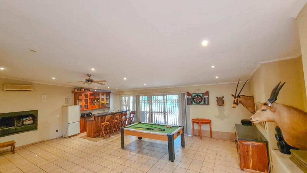 Photo of Livingroom in Thabazimbi