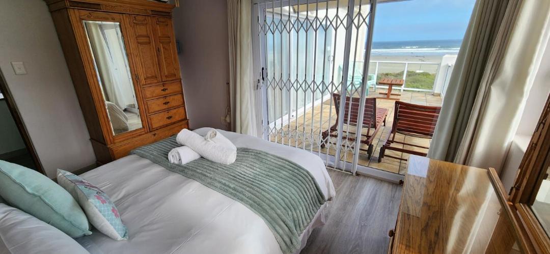 Photo of Others in Paternoster