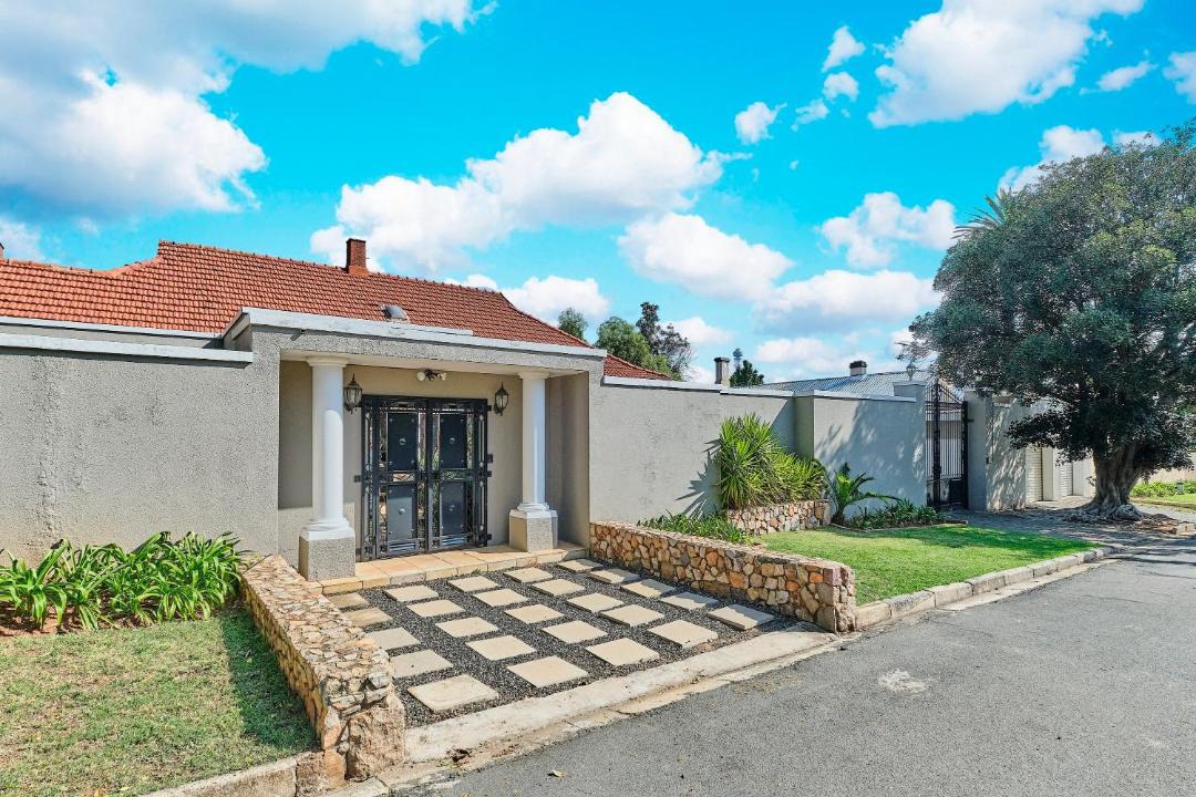 Photo of Others in Houghton Estate