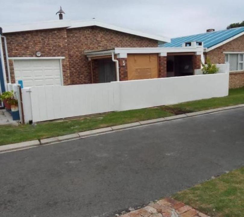 Photo of Buildings in Pearly Beach