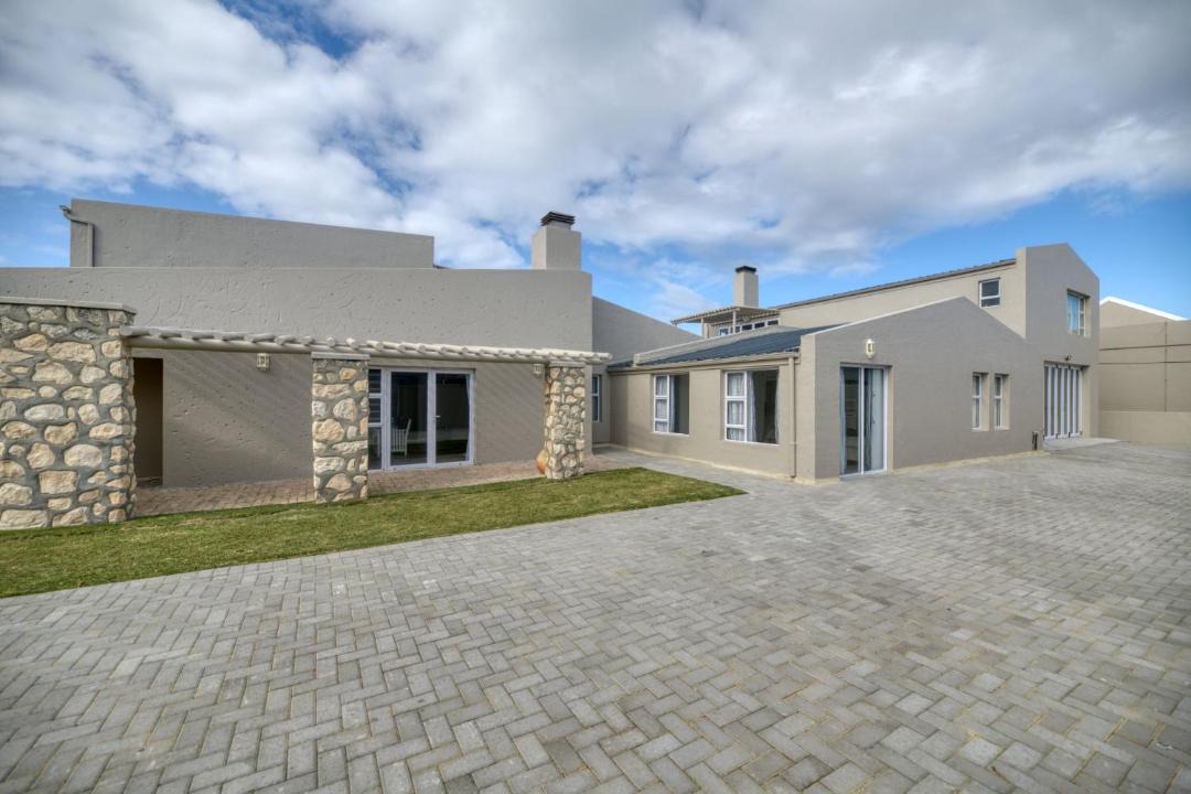 Photo of Buildings in Struisbaai