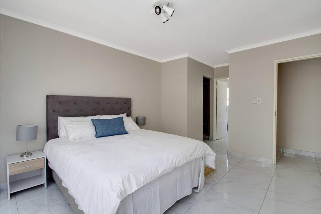 Photo of Bedroom in Greater Johannesburg Metropolitan Area