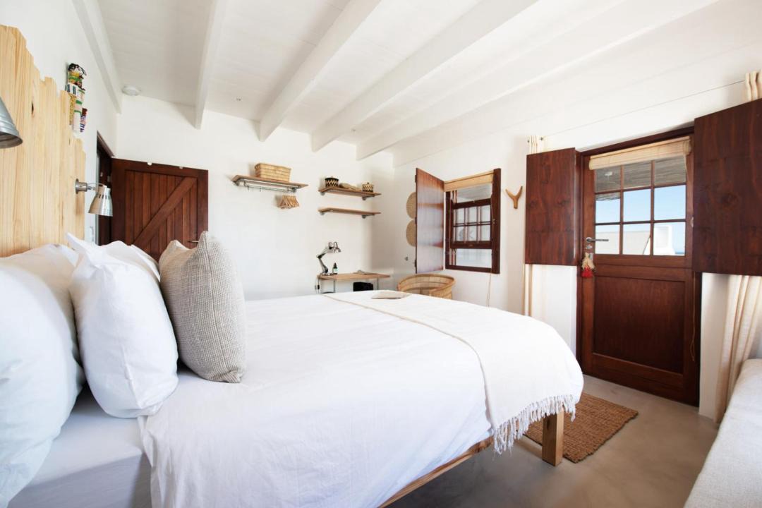 Photo of Others in Paternoster