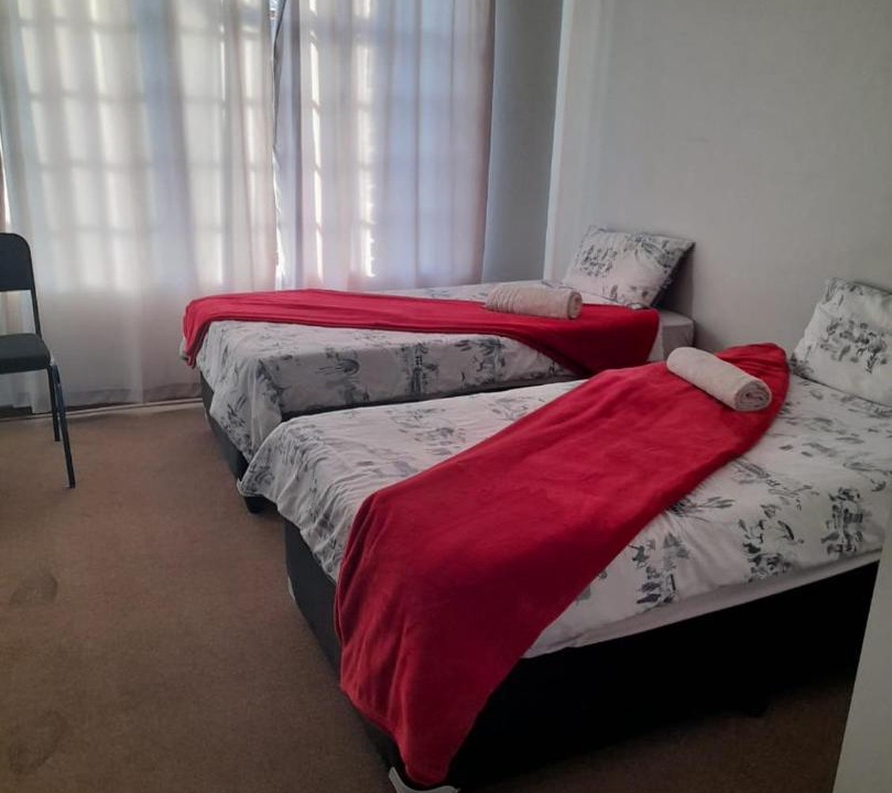 Photo of Bedroom in Emalahleni