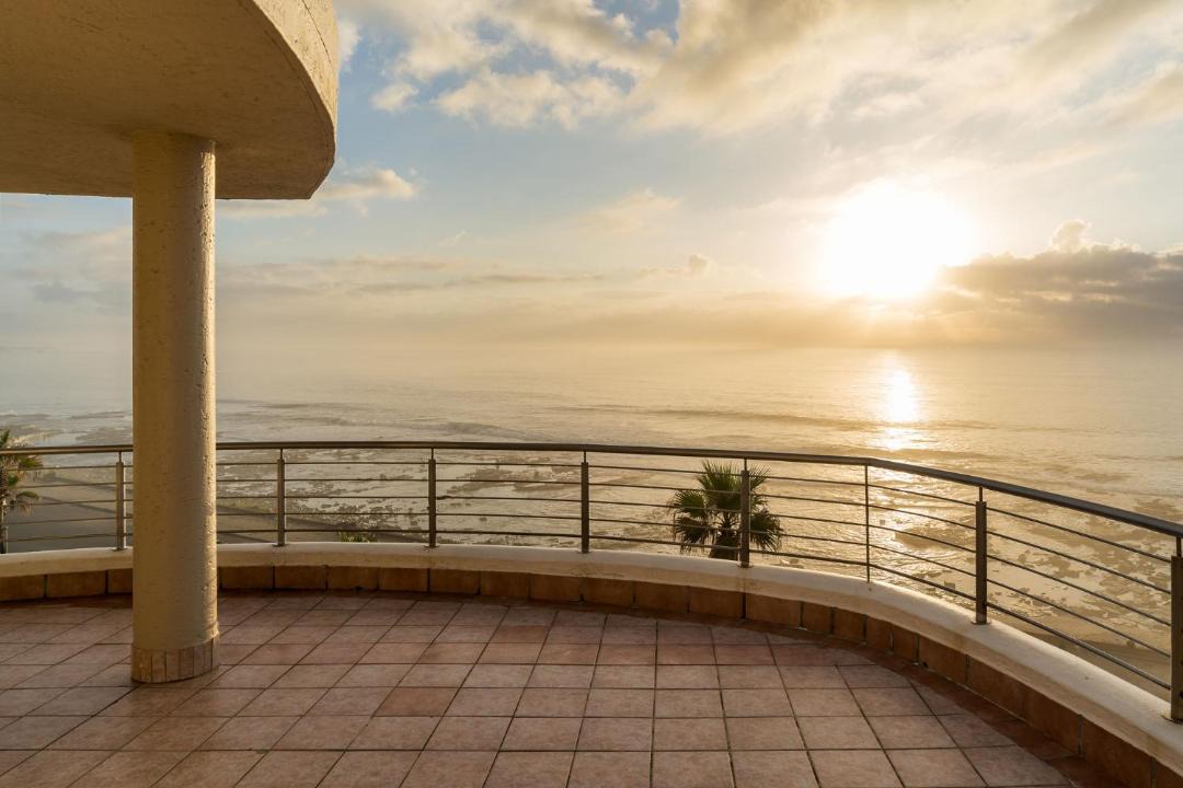 Photo of Patio Balcony in Quigney Beach