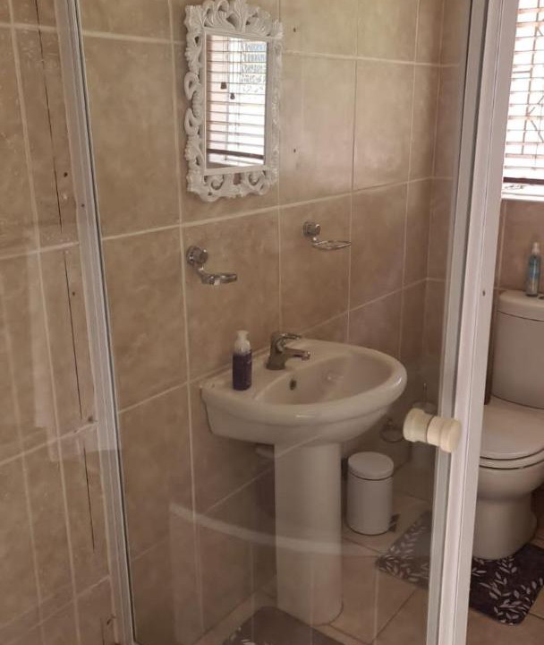 Photo of Bathroom in Beaufort West