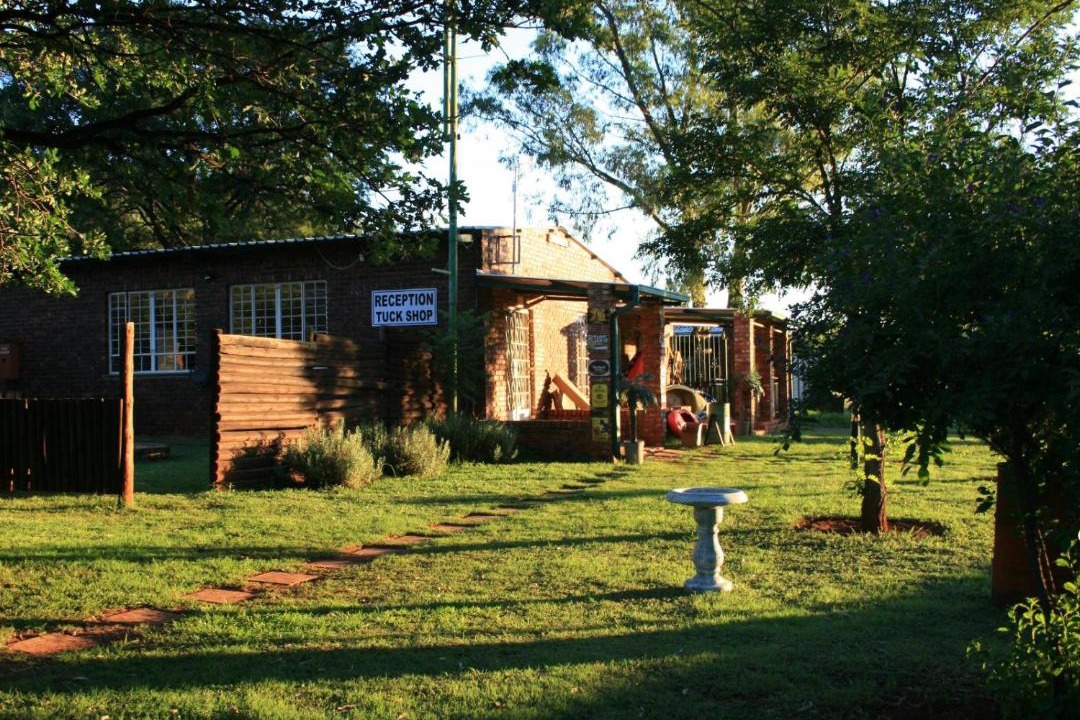 Photo of Others in Parys