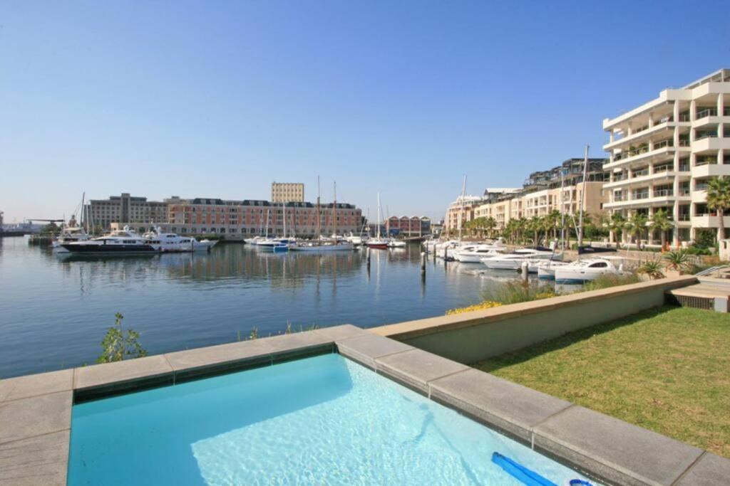 Photo of Others in Victoria and Alfred Waterfront