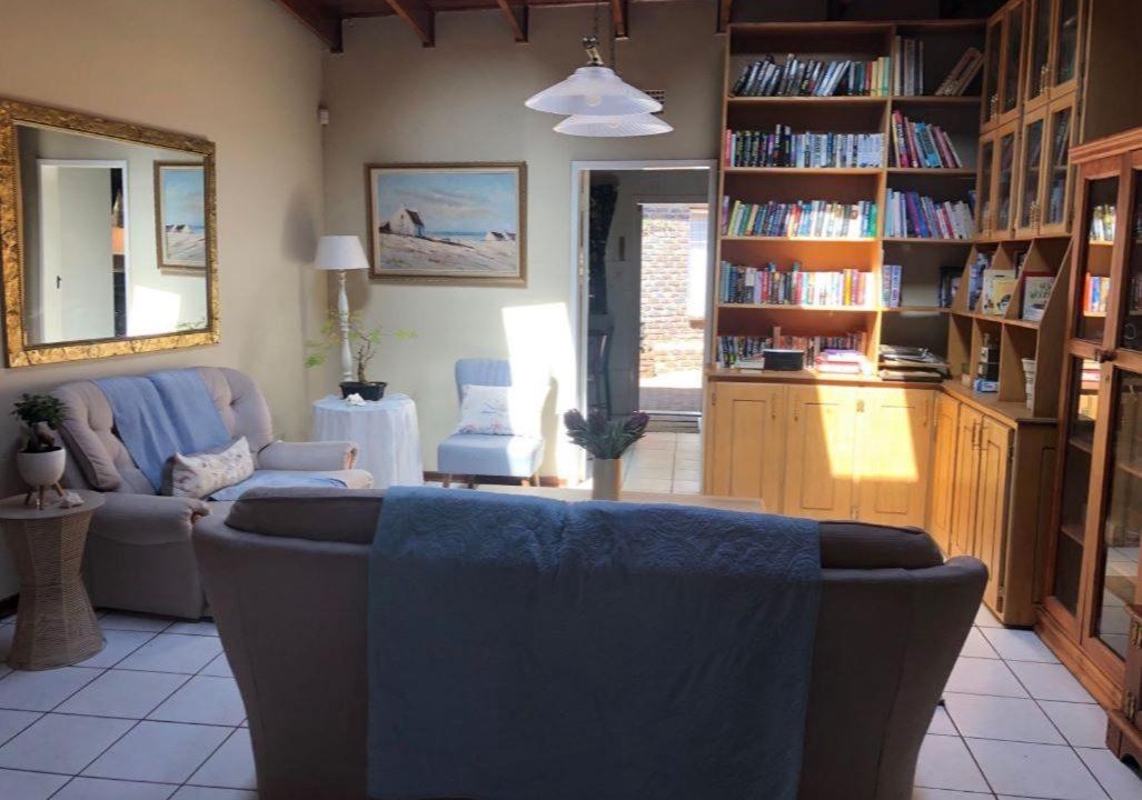 Photo of Livingroom in Randfontein