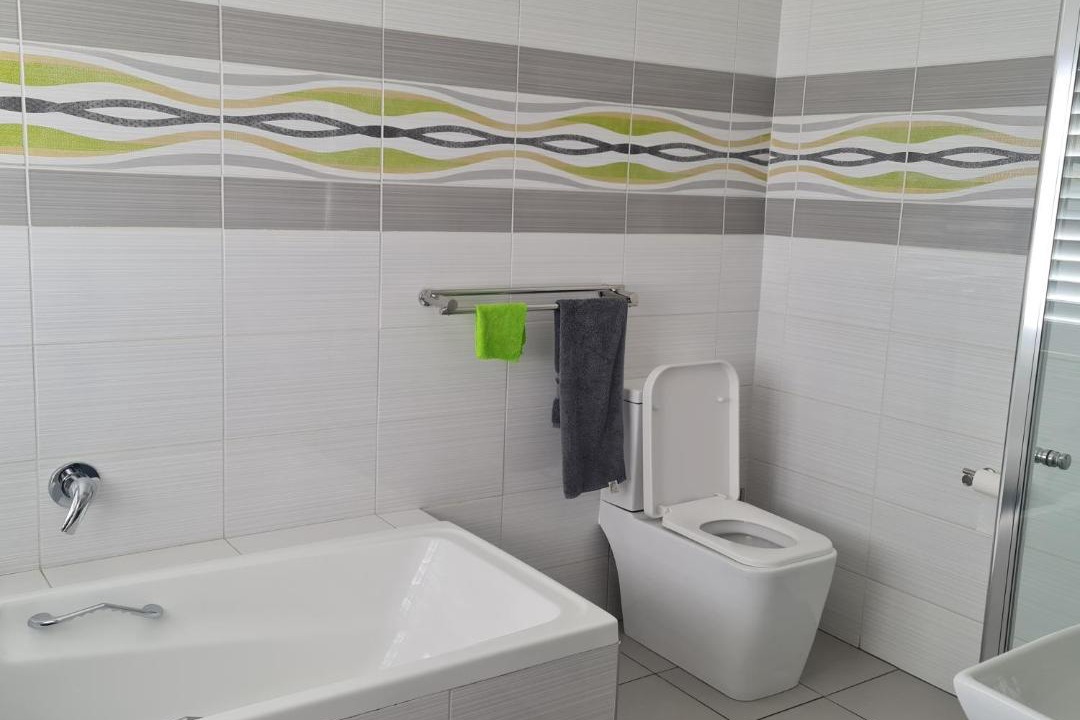 Photo of Bathroom in Cathkin Park