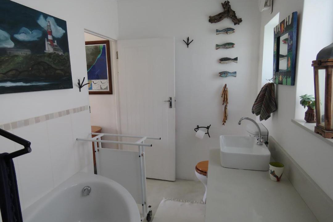 Photo of Bathroom in L'Agulhas