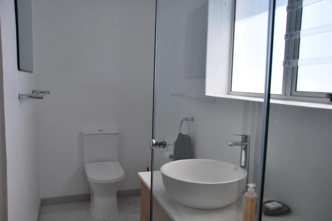 Photo of Bathroom in Pollok Beach