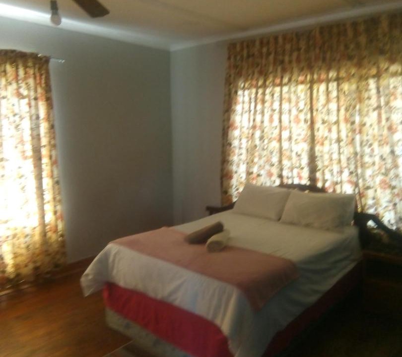 Photo of Bedroom in Port Edward