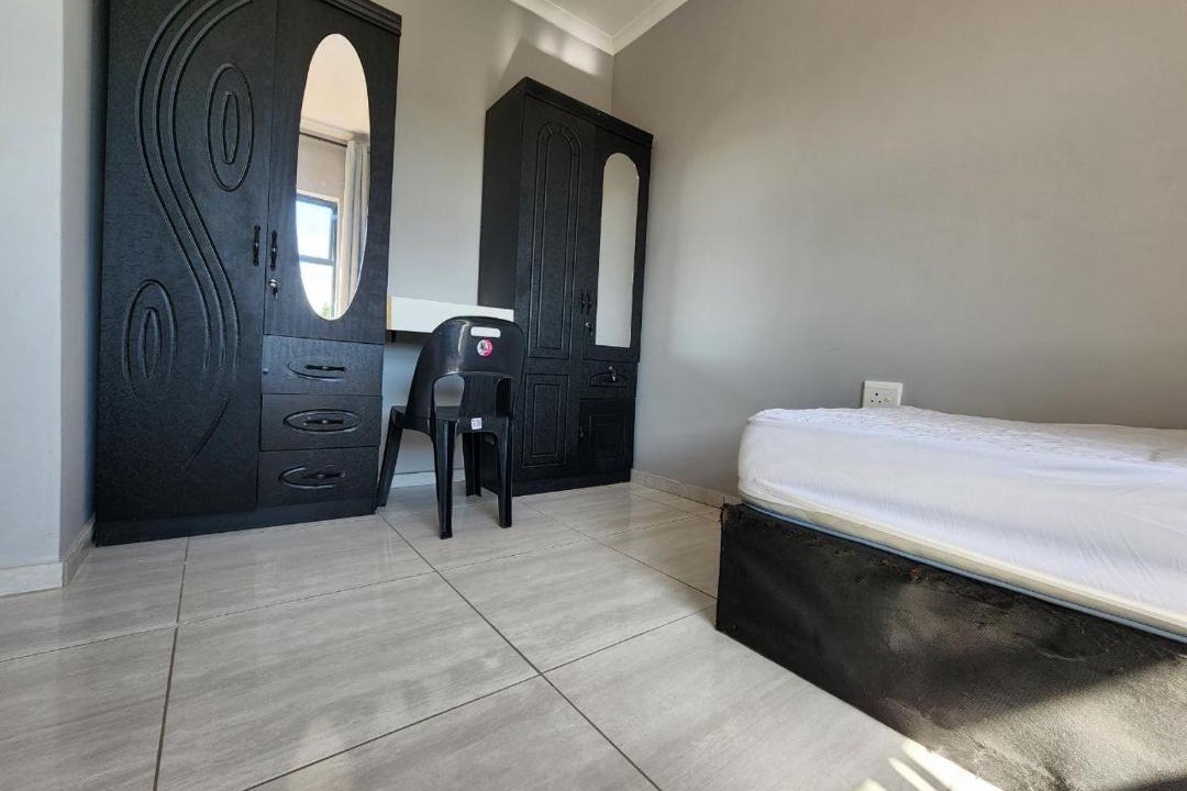 Photo of Bedroom in Berea