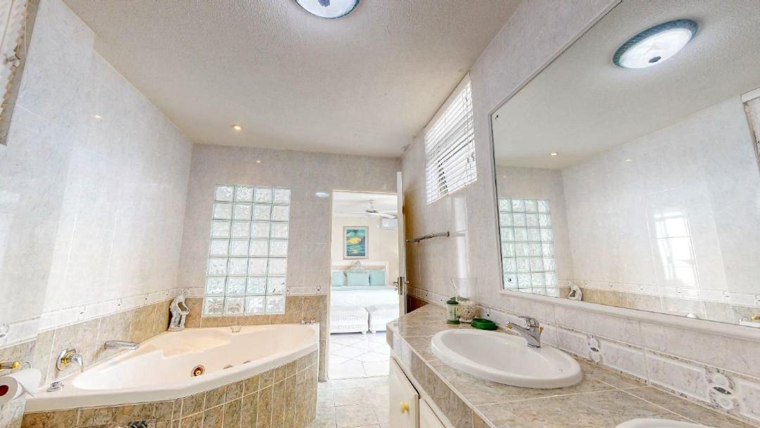 Photo of Bathroom in Margate Beach