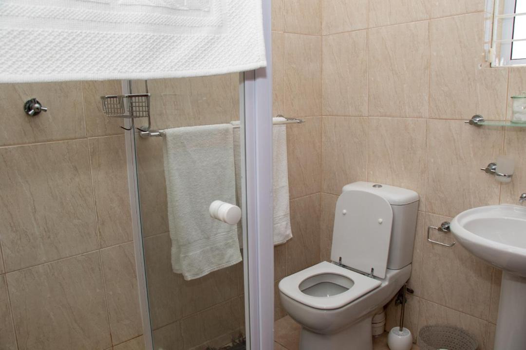Photo of Bathroom in Paternoster
