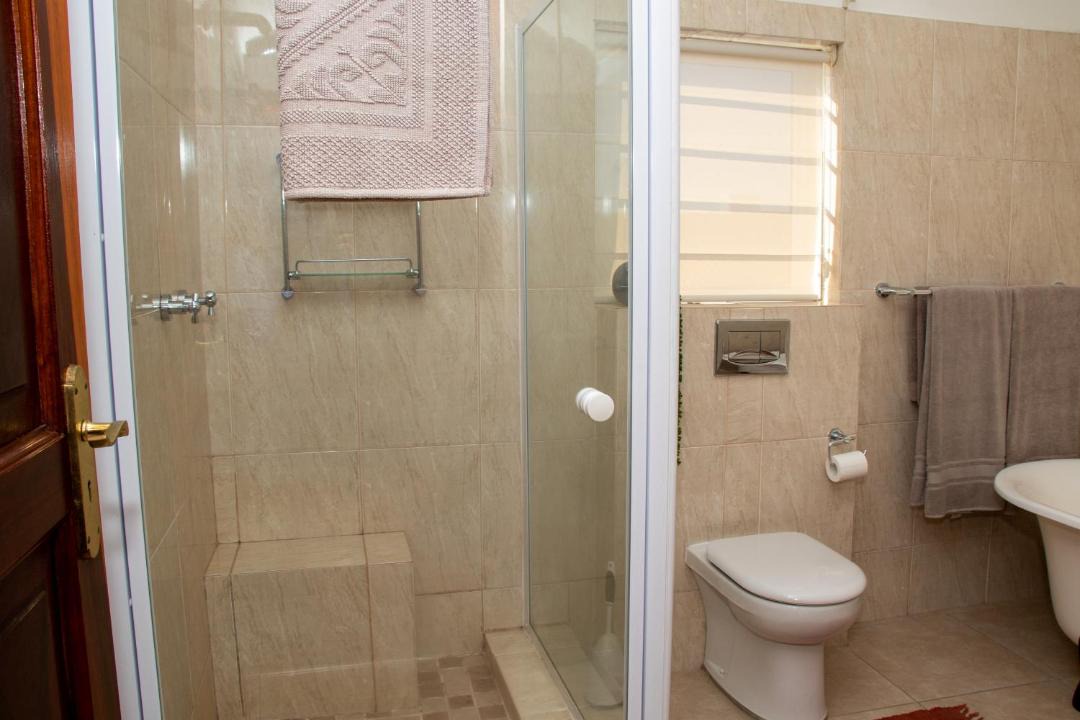 Photo of Bathroom in Paternoster