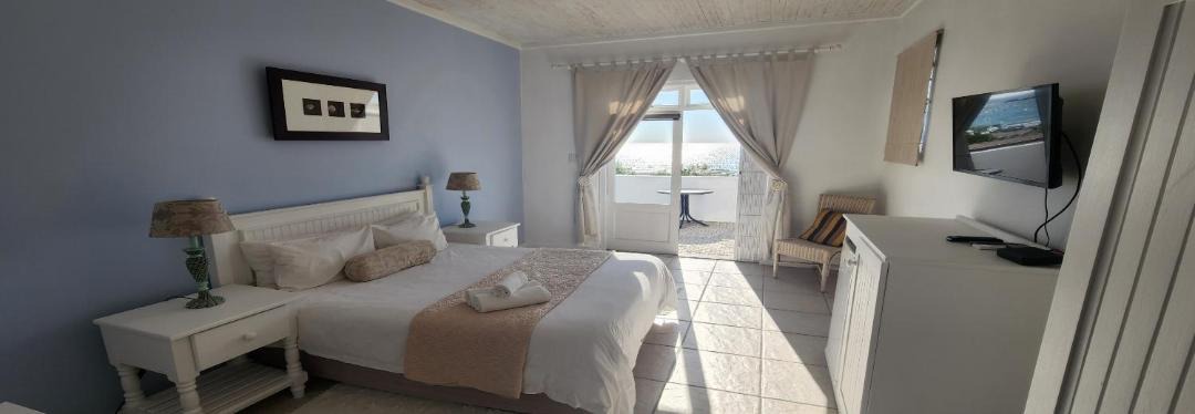 Photo of Others in Paternoster
