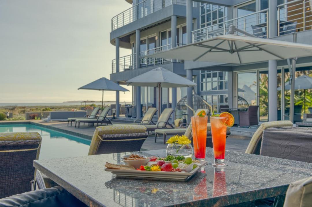 Photo of Patio Balcony in Sunset Beach