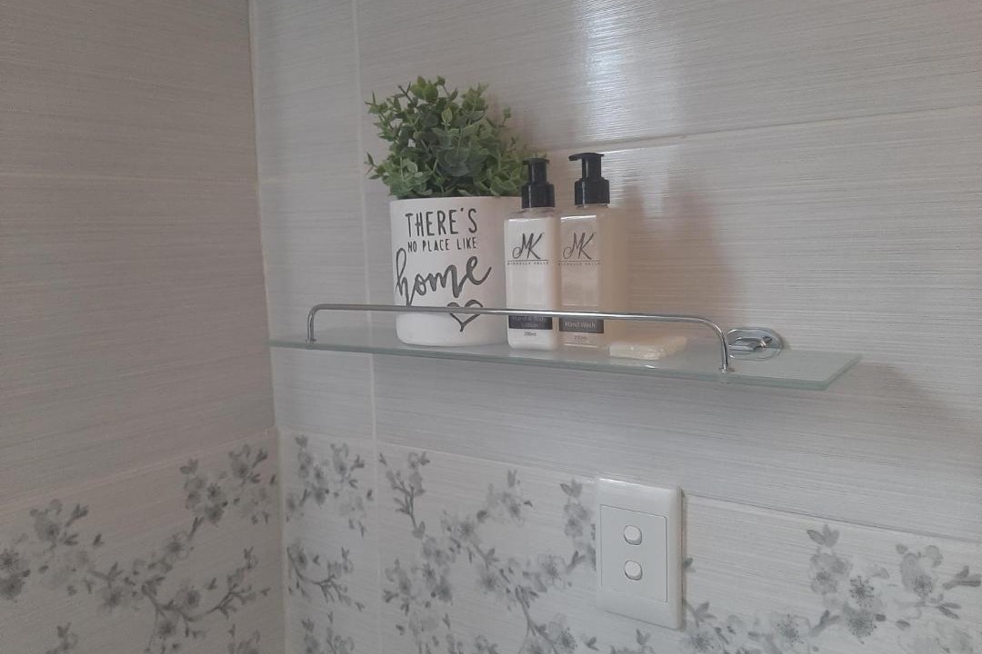 Photo of Bathroom in Silverton