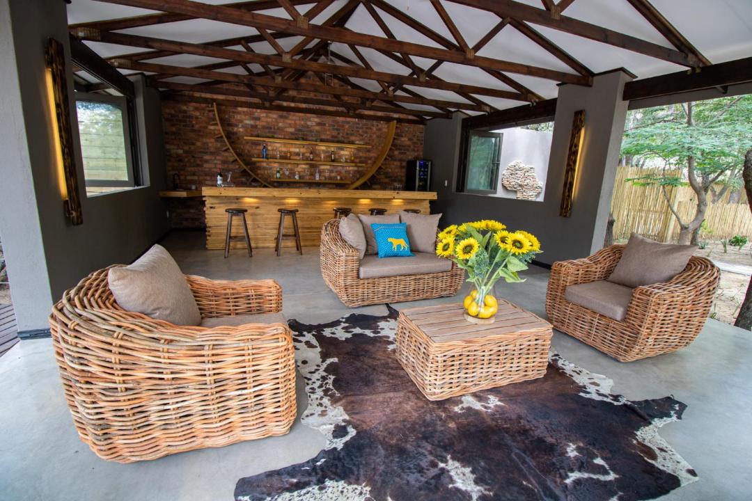 Photo of Livingroom in Thorny Bush Game Reserve