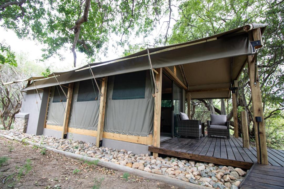 Photo of Buildings in Thorny Bush Game Reserve