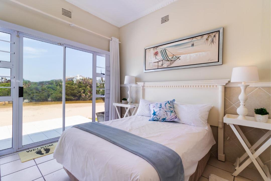 Photo of Bedroom in Kei Mouth