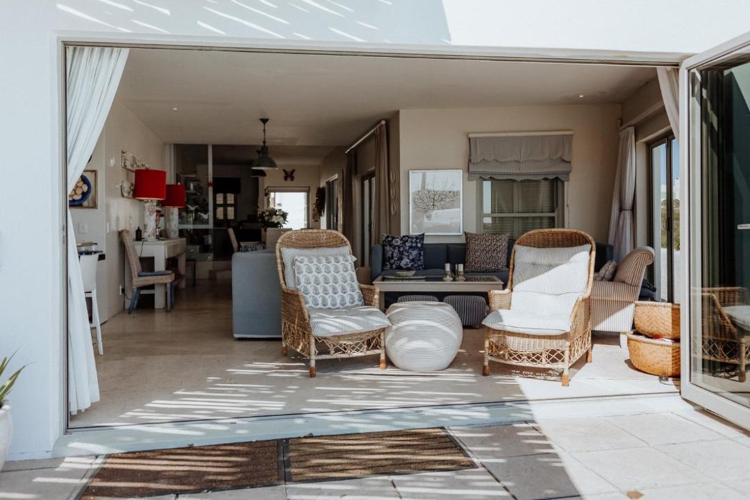 Photo of Others in Paternoster