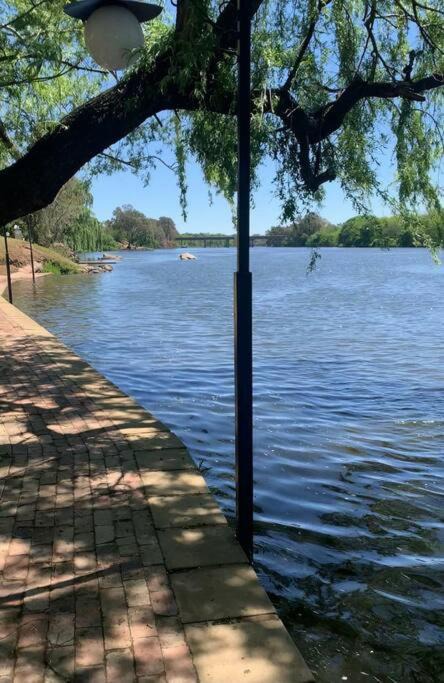 Photo of Others in Parys