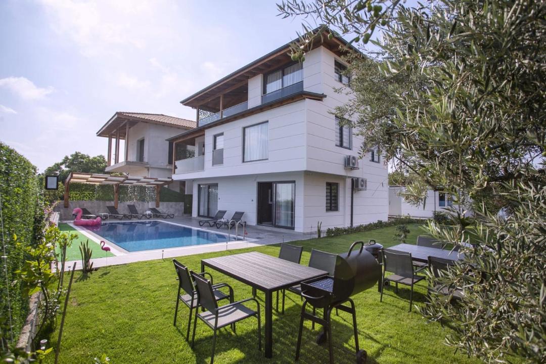 Photo of Patio Balcony in Lara